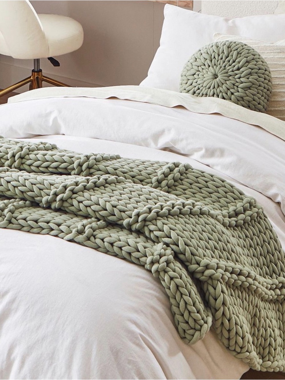 Pottery Barn Teen Chunky Knit Throw Blanket - Sage